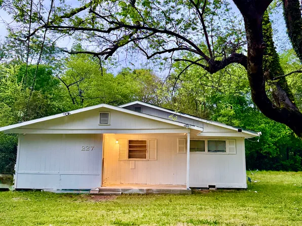 2278 Ballard Pl, Macon, GA 31206