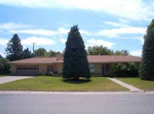 1700 Alder Dr, Great Falls, MT 59404