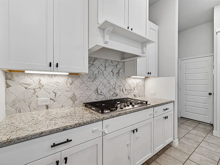 6602 Albany Forest Ct — Photo 16