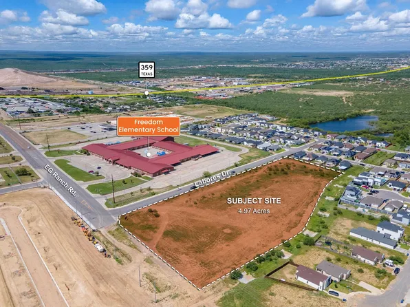 6911 Labores Dr, Laredo, TX 78046