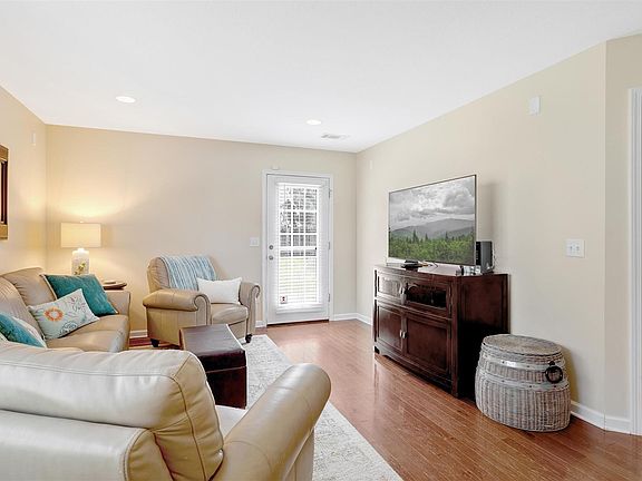 3rd image of 2848 Mossy Oaks Ln
