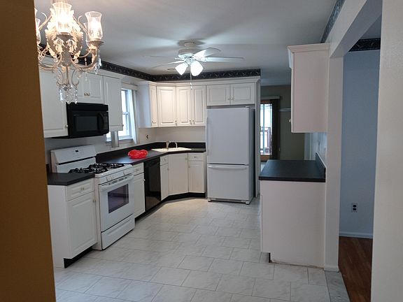 3rd image of 312 Bartlett Ave #3BDPH