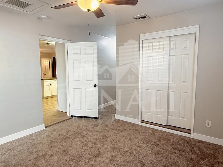 1220 W Romo Jones St — Photo 11