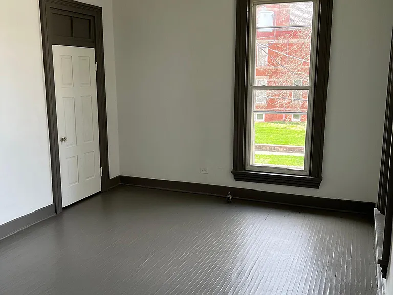 366 W Prairie Ave #2B — Photo 5