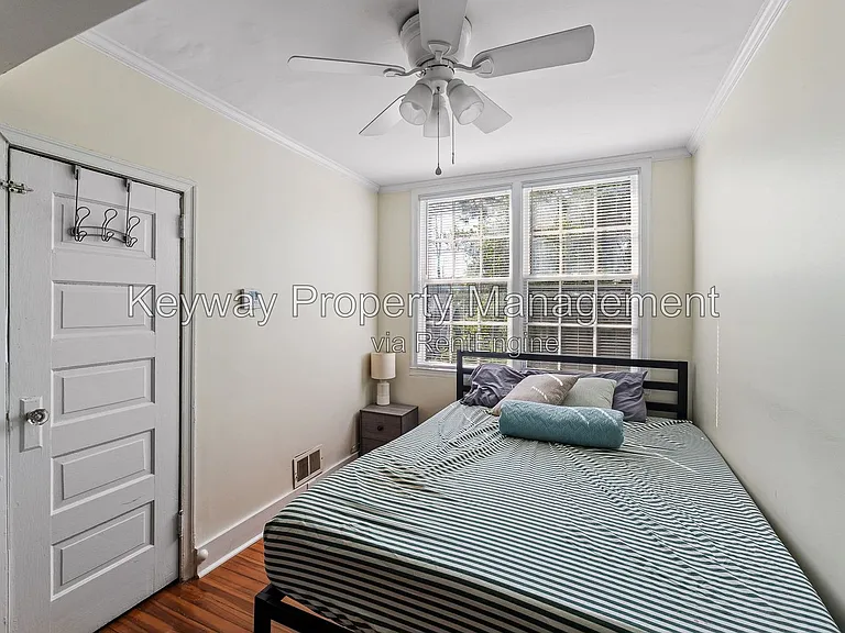 1013 Georgia Ave #B — Photo 8