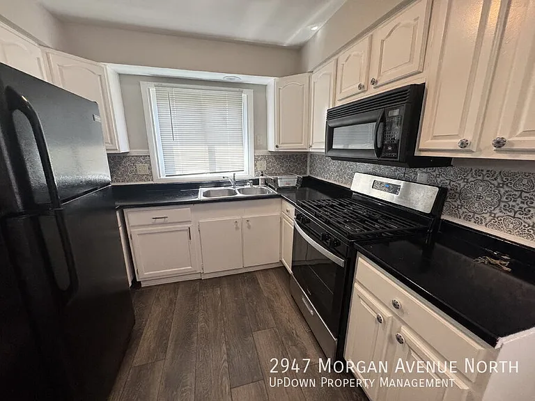 2947 Morgan Ave N — Photo 17