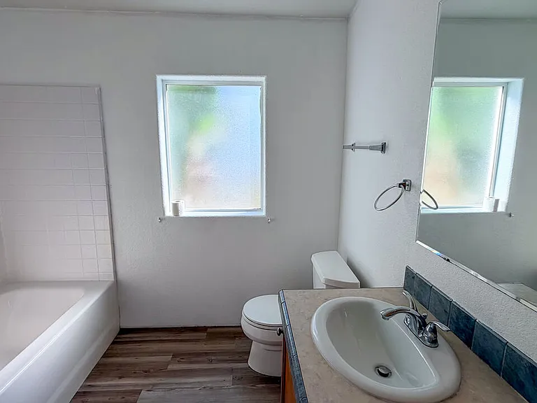 25120 Charina Ln — Photo 26