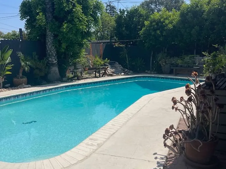 6254 Agnes Ave — Photo 10