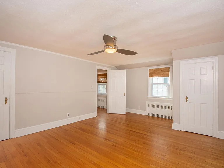 135 Brunswick Ave — Photo 19