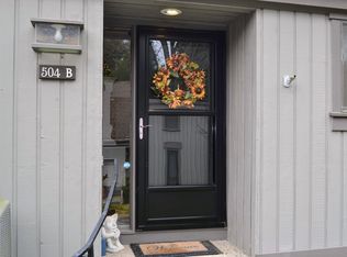 504 Heritage Vlg #B, Southbury, CT 06488