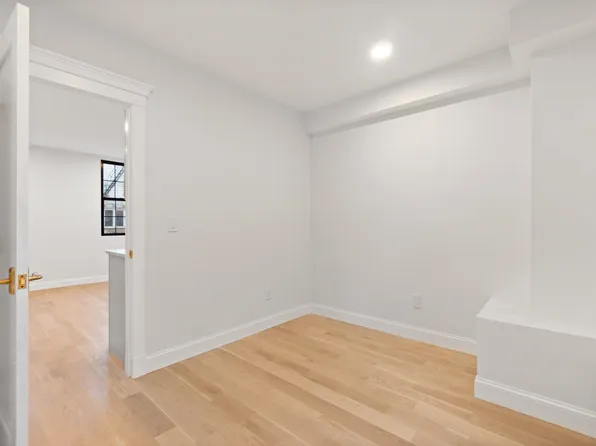 82 Colgate Street image 8 of 13