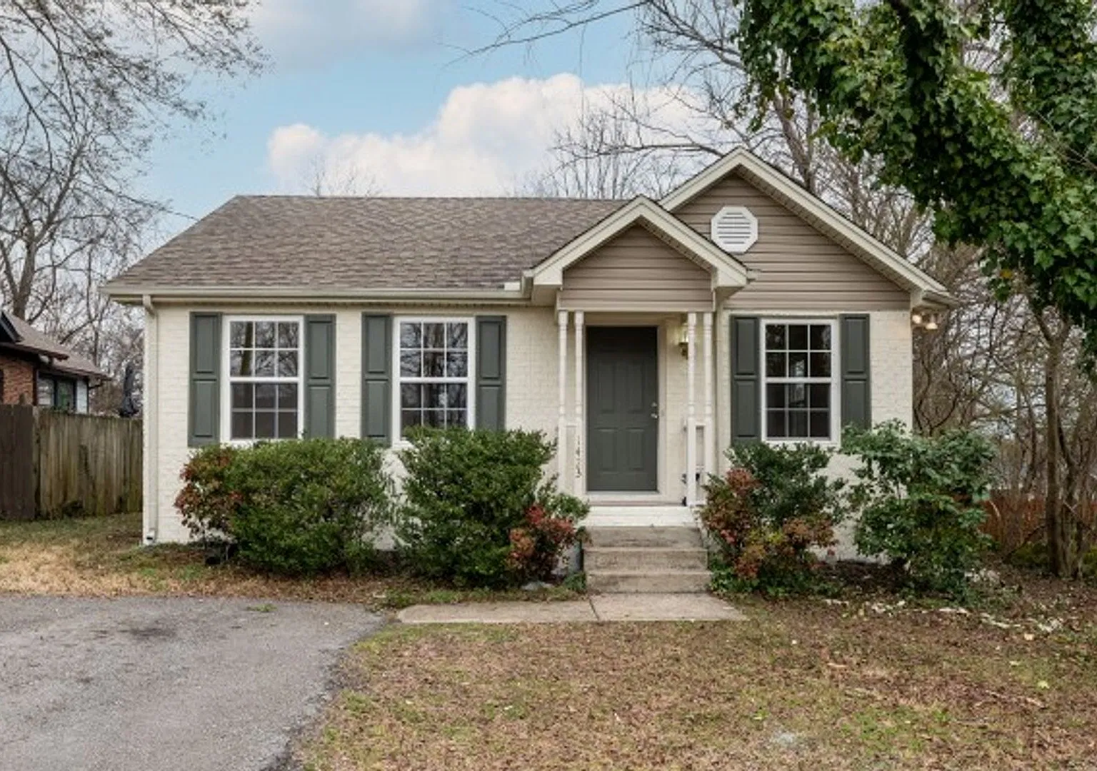 Charming East Nashville Cottage — Photo 2