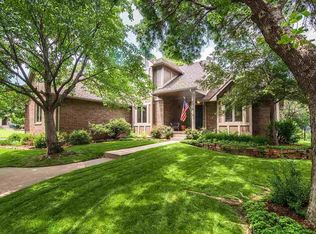 2318 N Ridge Club Cir, Wichita, KS 67205
