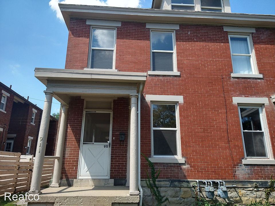 1st image of 390-402 E Whittier St #11395418