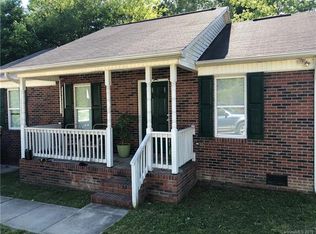 305 N Davis St, Dallas, NC 28034