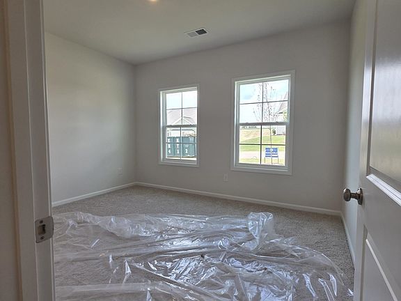 5th image of 435 Dodger Ave Lot 9