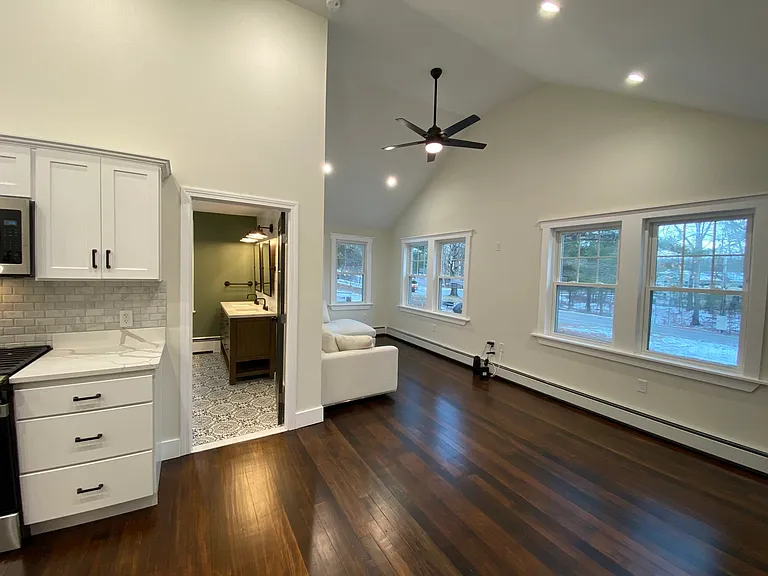 64 Manning St — Photo 22
