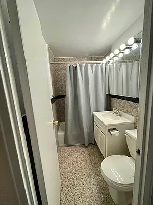 Rented by Olympia House Delaware LP | media 17