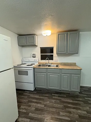 2111 W Austin St Photo 1