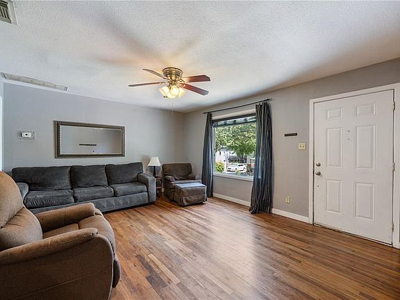 2806 S 4th St, Austin, TX 78704 | MLS #5065292 | Zillow