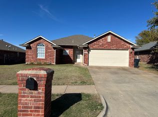 2709 SE 91st St, Moore, OK 73160