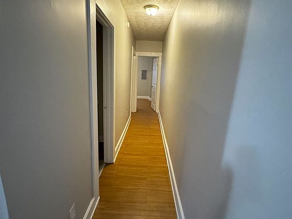 4th image of 2506 Columbia Ave