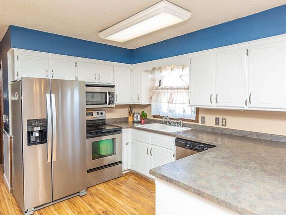 4th image of 29852 Tucker St NE