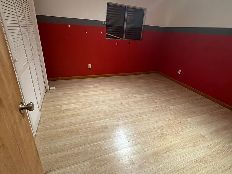 712 47th Avenue Ct — Photo 17