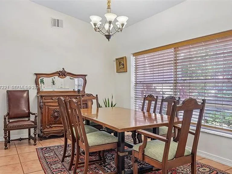 13100 NW 11th Dr #13100 — Photo 16