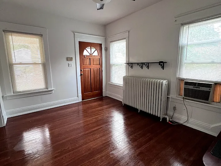 6113 Arbor St — Photo 3