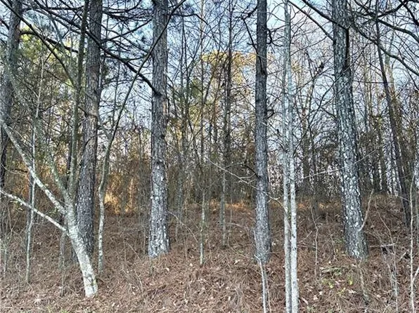 16 Meadow Lakes Ter, Cedartown, GA 30125
