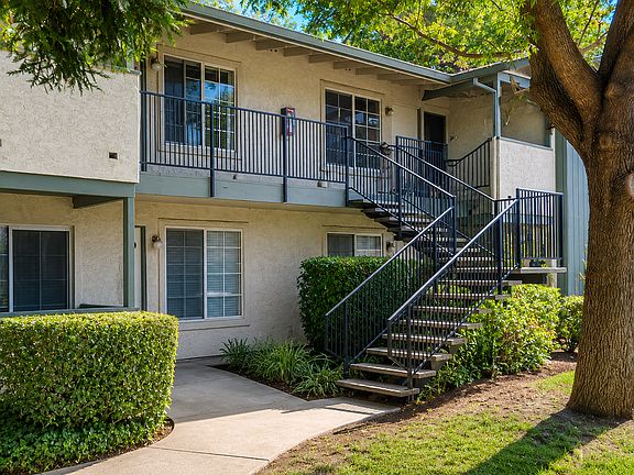 5th image of 480 Manzanita Ave #81