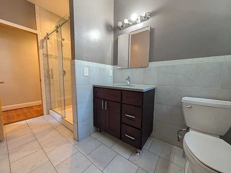 3221 Guilford Ave — Photo 7
