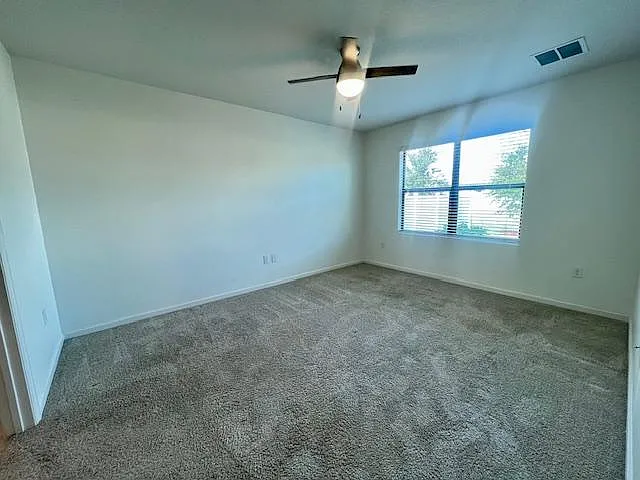 Unit Photo