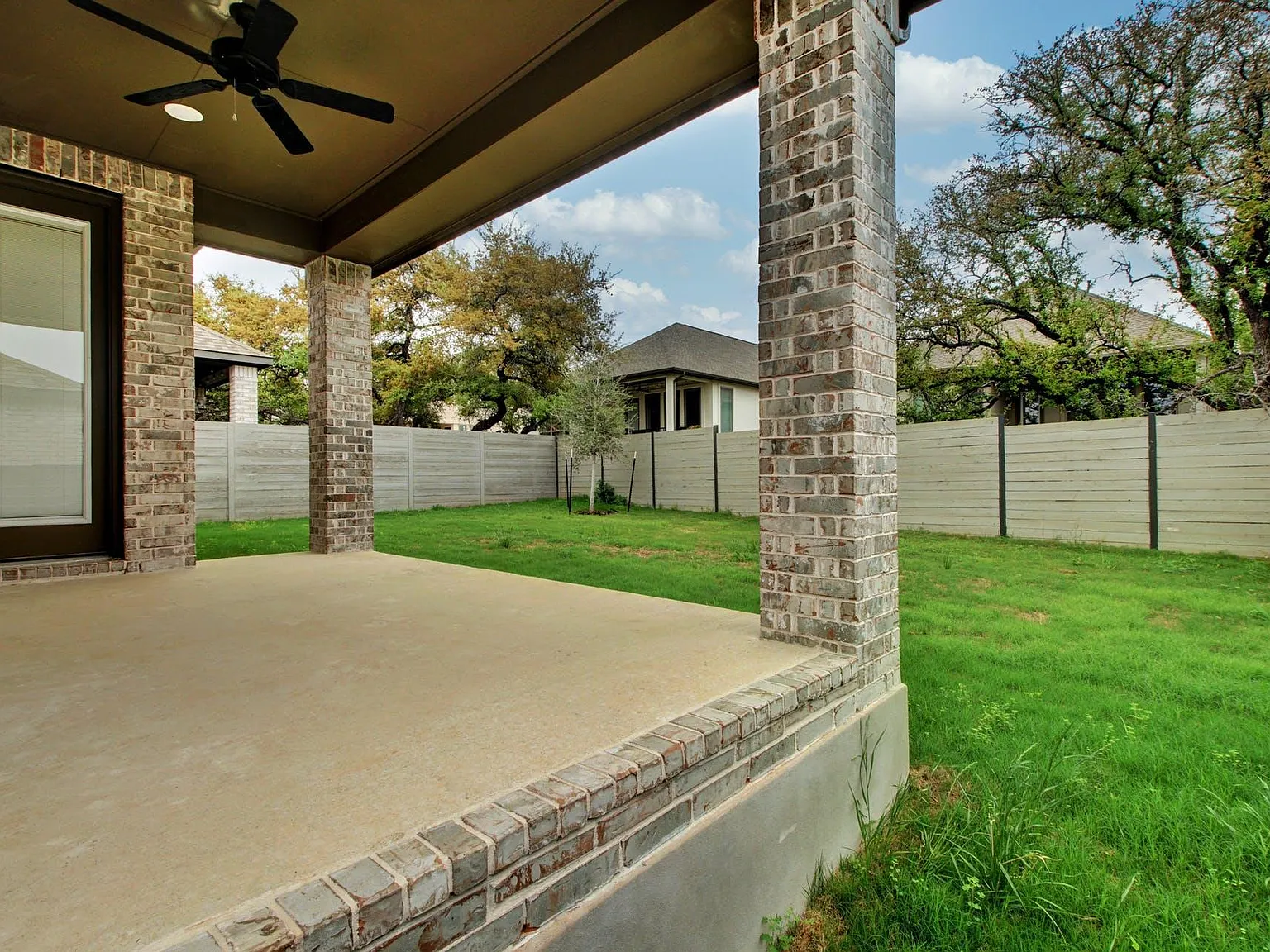 633 Pecan Bottom Trl — Photo 3