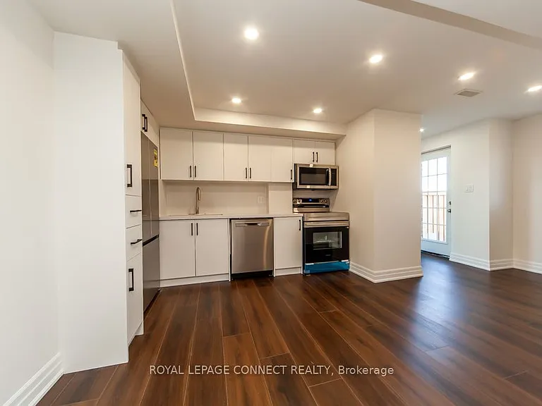 2412 Moonlight Cres #BASEMENT — Photo 7