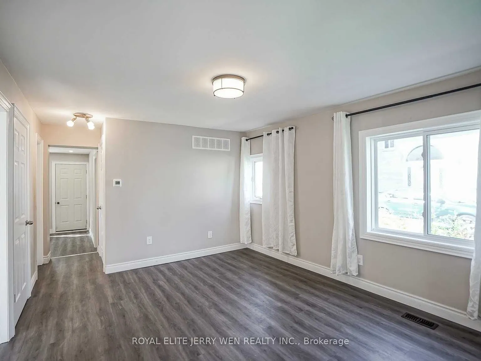 4 bed, $2,500 — Photo 3