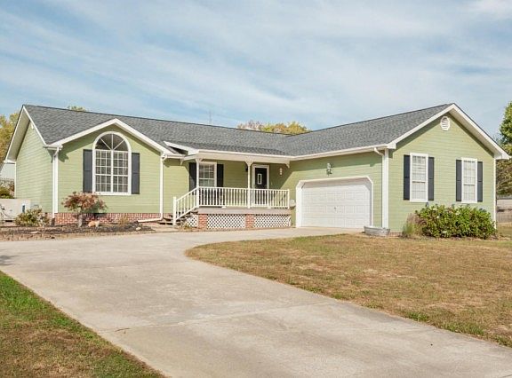 2nd image of 10019 Hunter Trace Dr
