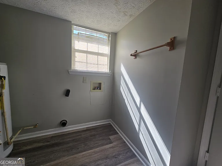 938 Iron Gate Blvd — Photo 17