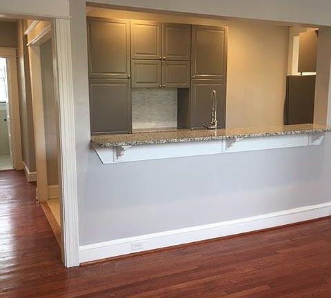 Breakfast bar into gourmet kitchen