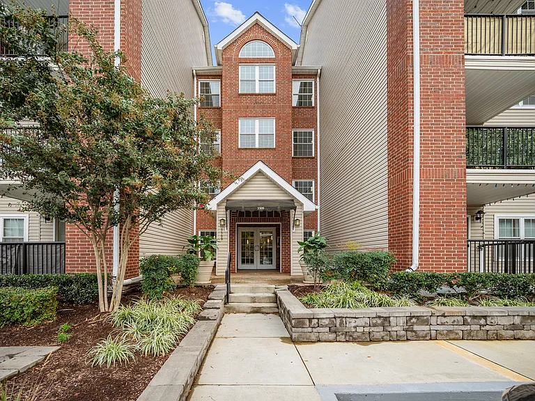 3309 Wyndham Cir #1183 — Photo 29
