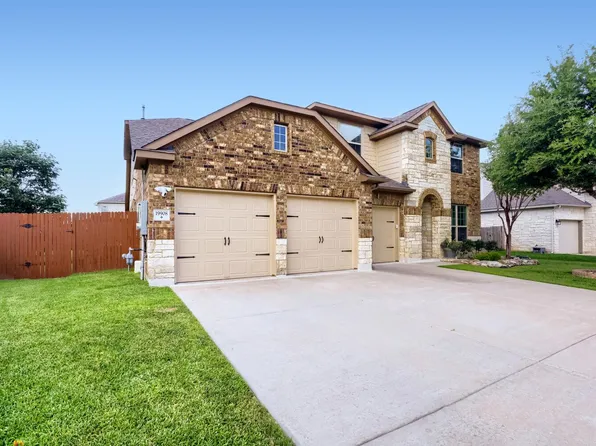 19908 Sparhawk Ter, Pflugerville, TX 78660