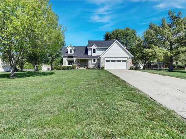 12406 W 154th Ter, Overland Park, KS 66221