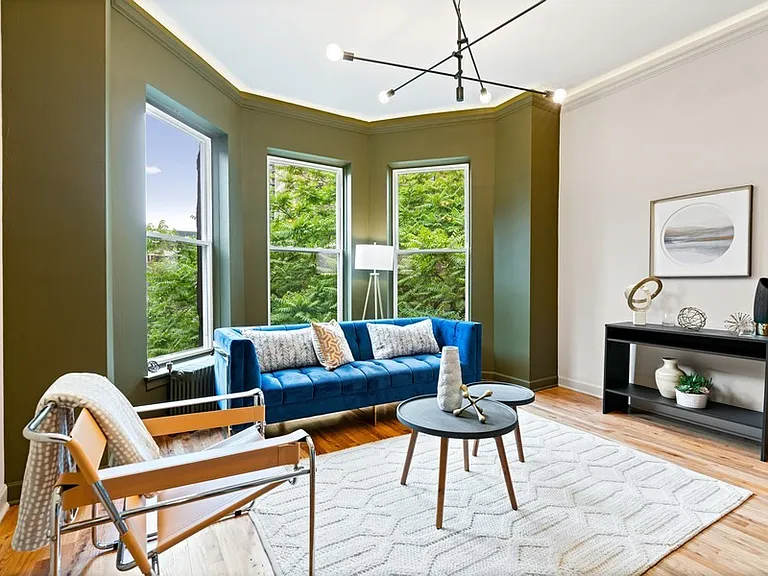 1023 N Dearborn St #1F — Photo 1