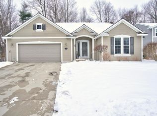 13401 Red Leaf Ct, Nunica, MI 49448