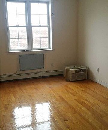 4th image of 6036 82nd St #2