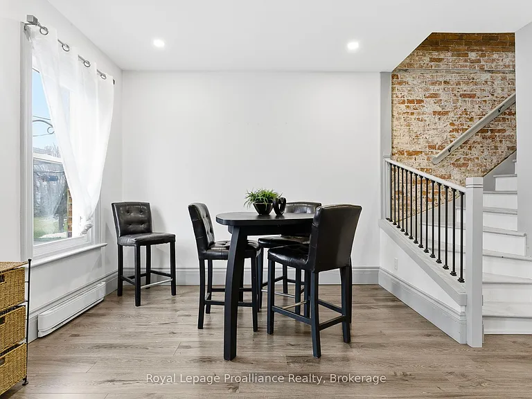 300 George St #UPPER — Photo 3
