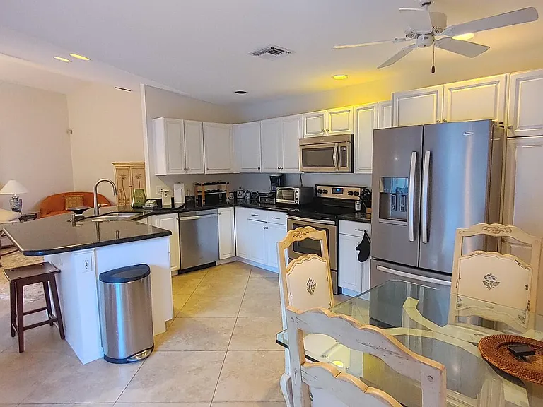 16461 Riverwind Dr — Photo 9