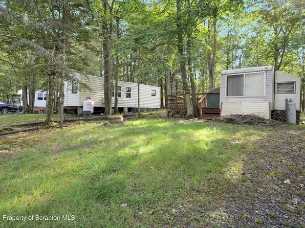 376 Wildlife Way, Gouldsboro, PA 18424