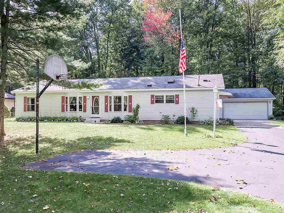 1st image of 2235 Lynn St